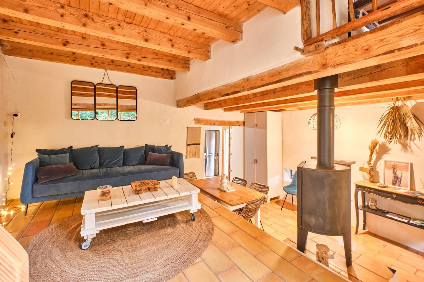 Maison de vacances 'L'atelier M' avec vue sur la montagne, terrasse privée et jardin privé in Quaix-en-Chartreuse, Isère