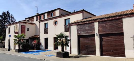 Hôtel pour 2 personnes, avec jardin à Saint-Philbert-de-Grand-Lieu