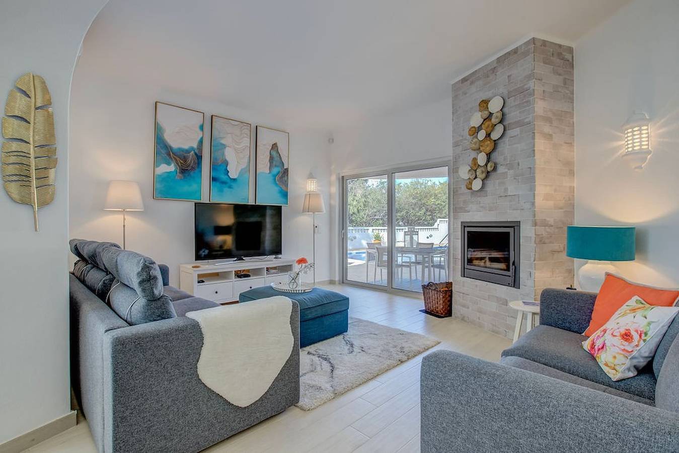 66 Adm Clara · Beautifully Renovated Villa in Carvoeiro, Lagoa