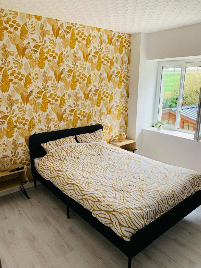 Gîte pour 4 personnes, avec Jacuzzi et Terrasse ainsi que Jardin et Vue à Broons