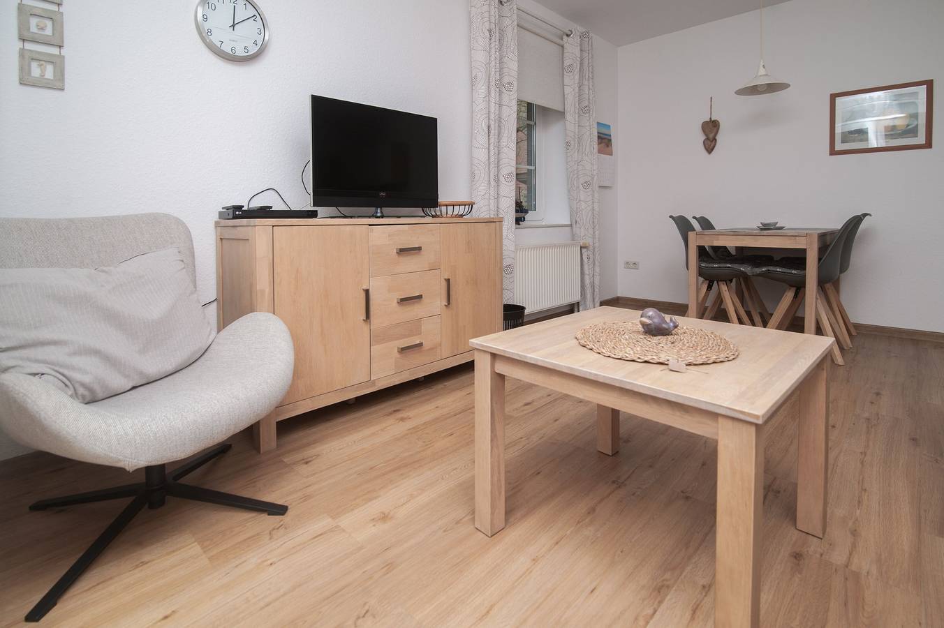 Ganze Ferienwohnung, Ferienwohnung Deichfrieden 2 in Greetsiel, Krummhörn