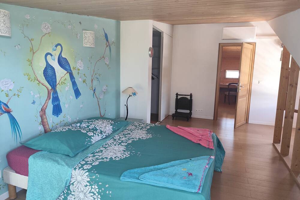 Villa avec piscine et belle vue mer proche des plages et commerces in Porticcio, Grosseto-Prugna