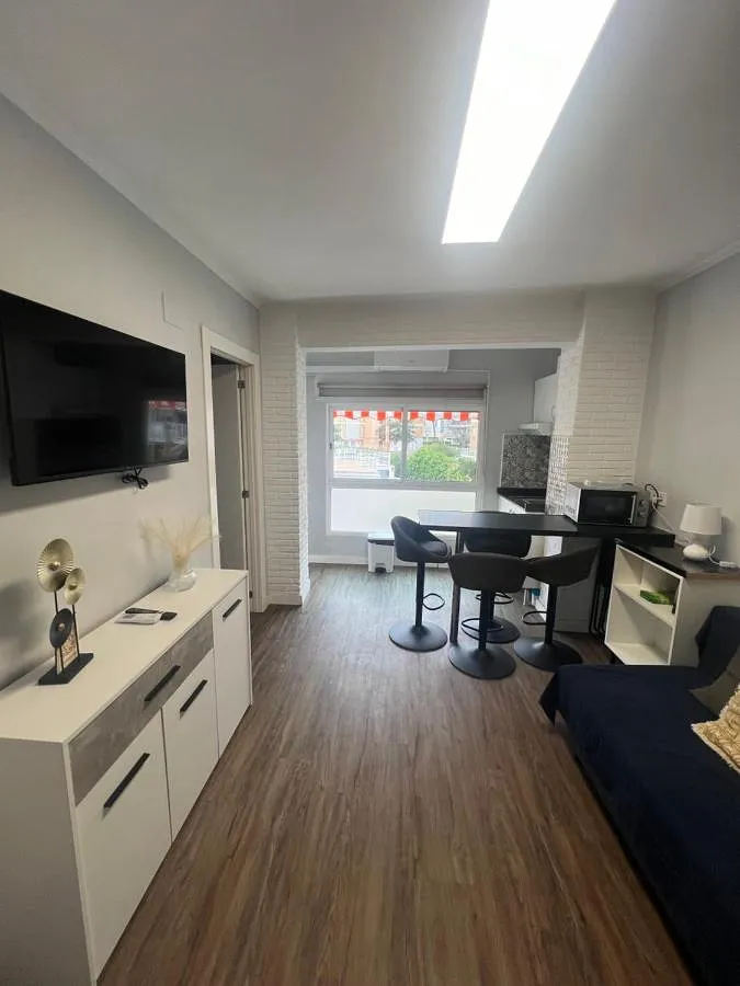 Apartamento de vacaciones para 4 personas, con piscina y terraza - 1