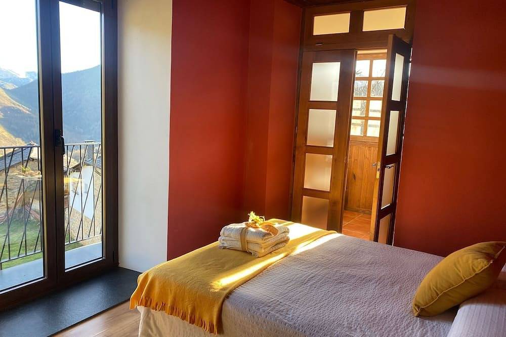 Entire apartment, Rural apartments in full nature in Cangas del Narcea, Naturpark Fuentes del Narcea, Degaña e Ibias