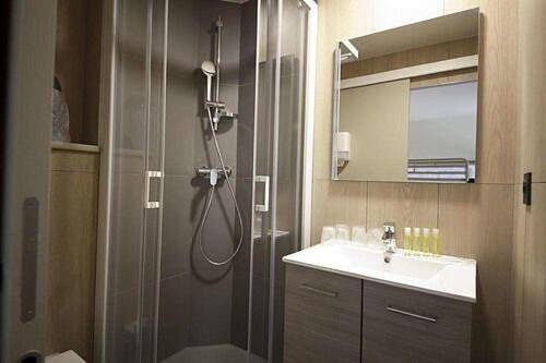 Hôtel pour 4 personnes, animaux acceptés à Aubière - 3