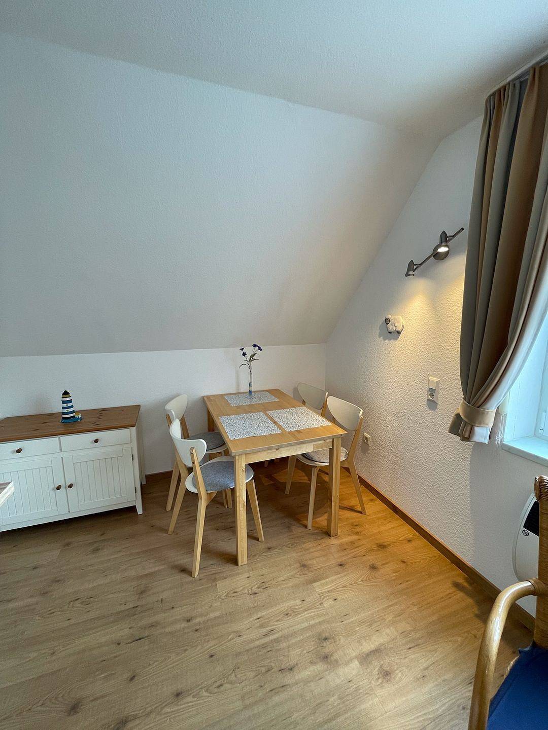 Ganze Wohnung, Moderne Ferienwohnung im Feriengarten Büsum - C16 für erholsame Auszeiten in Büsum, Dithmarschen