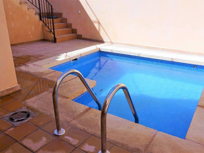 Casa de pueblo con piscina en el centro de Llucmajor, ideal para familias, cerca de restaurantes y tiendas in Lluchmayor, Mallorca Sur