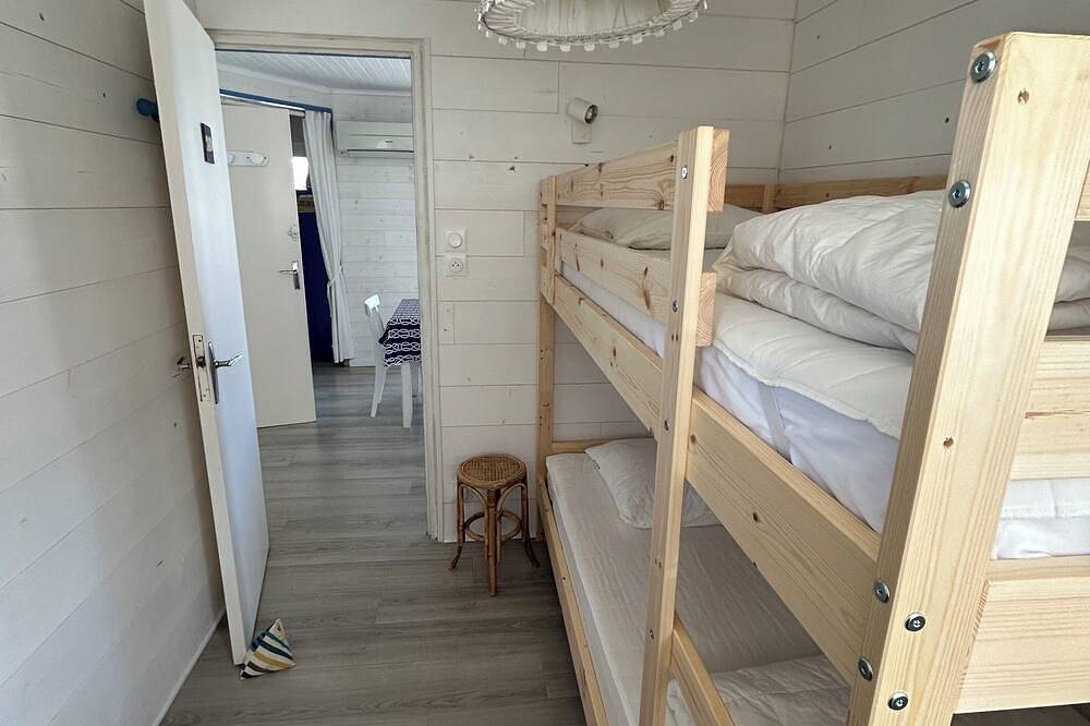 Beau chalet authentique, vue sur mer in Gruissan (Ville), Gruissan