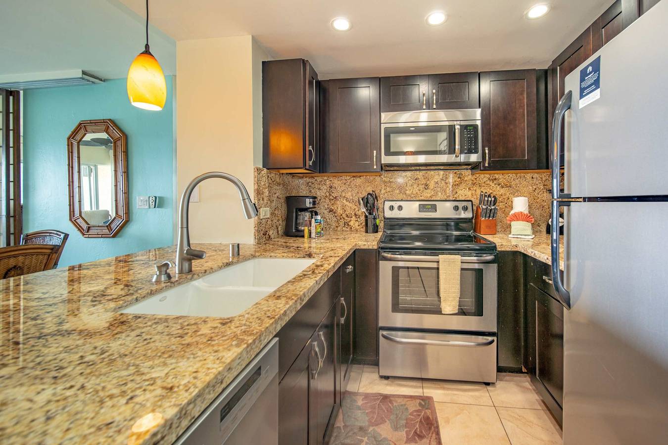 Apartamento entero, Top Floor Oceanfront Whales 2 Kings Big Lanai in Kahana, Napili-Honokowai