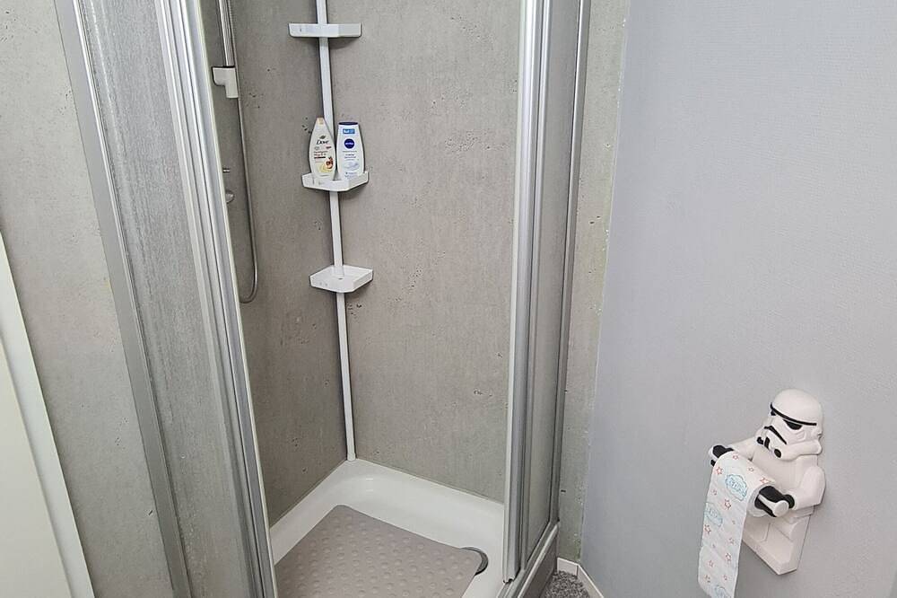 Ganze Wohnung, Skyview-Ferienwohnung mit Vollausstattung in Kell am See, Landkreis Trier-Saarburg