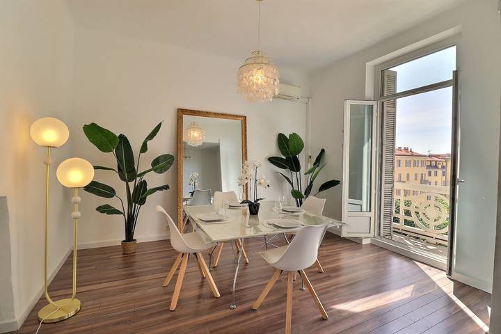 Appartamento vacanze per 4 persone, con balcone, adatto a famiglie con bambini - 1