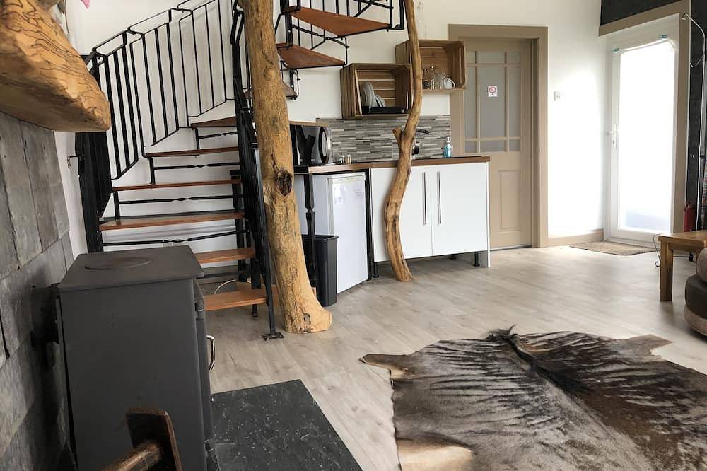 Farm setting with large living areas and wood fired hot tub in Carmarthen, Carmarthenshire