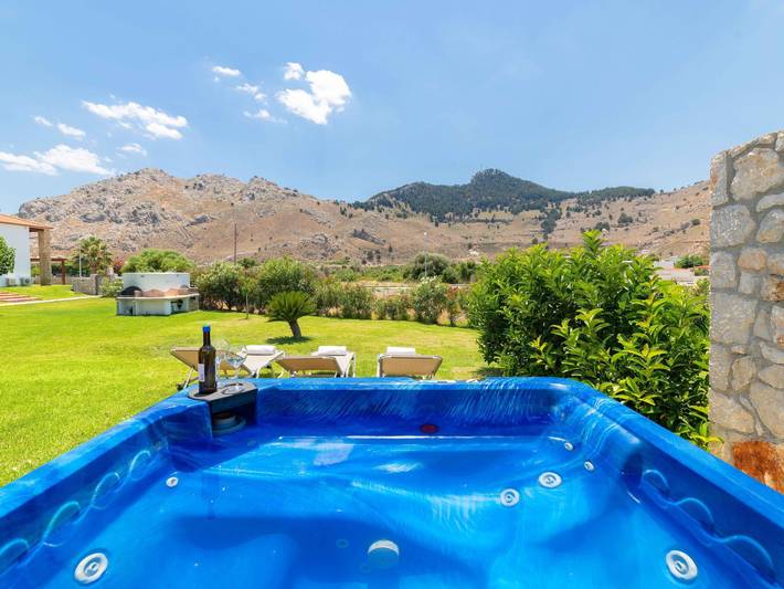 Ferienhaus für 10 Personen, mit Garten und Pool auf Rhodos - 2