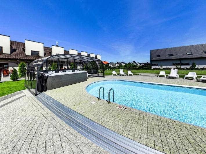 Apartament wakacyjny dla 5 osób, z ogród, zwierzęta dozwolone w Nowęcin