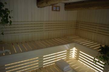 Gîte pour 4 personnes, avec terrasse et sauna à Le Vieux-Marché