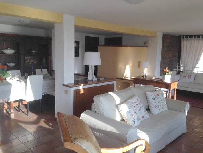 Ferienwohnung für 4 Personen, mit Ausblick und Garten sowie Seeblick