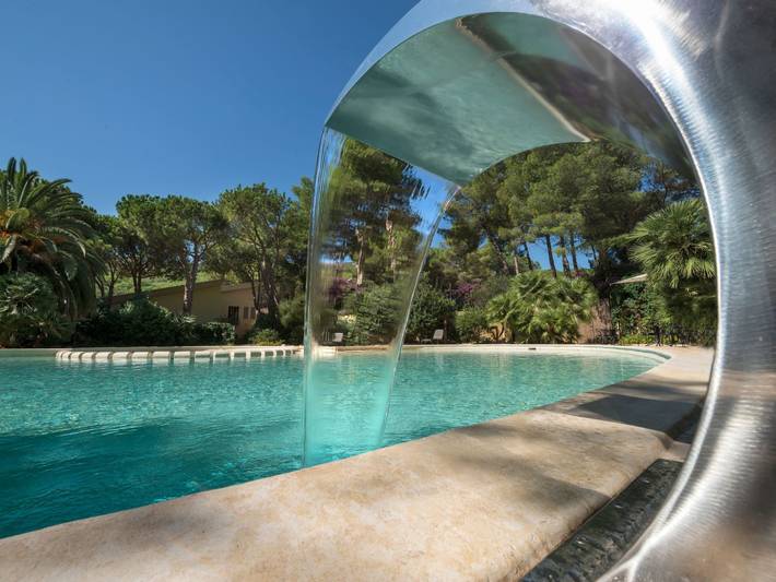 Appartement de vacances pour 4 personnes, avec jardin et piscine