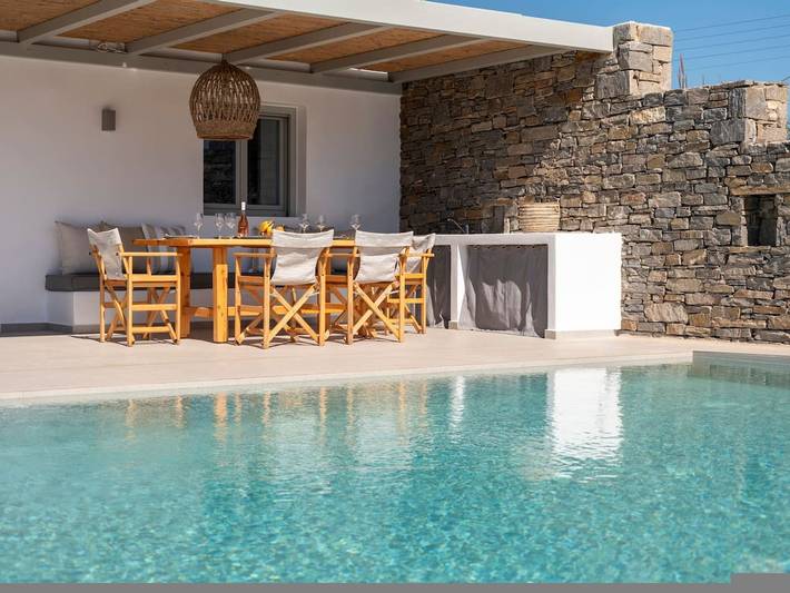 Location de vacances pour 6 personnes, avec Jardin et Piscine dans Píso Livádi - 2