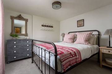 Holiday Rental for 6 People in Bourton-on-the-Water, The Cotswolds, Photo 3