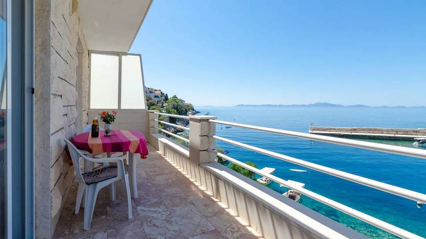Ferienwohnung für 6 Personen, mit Terrasse