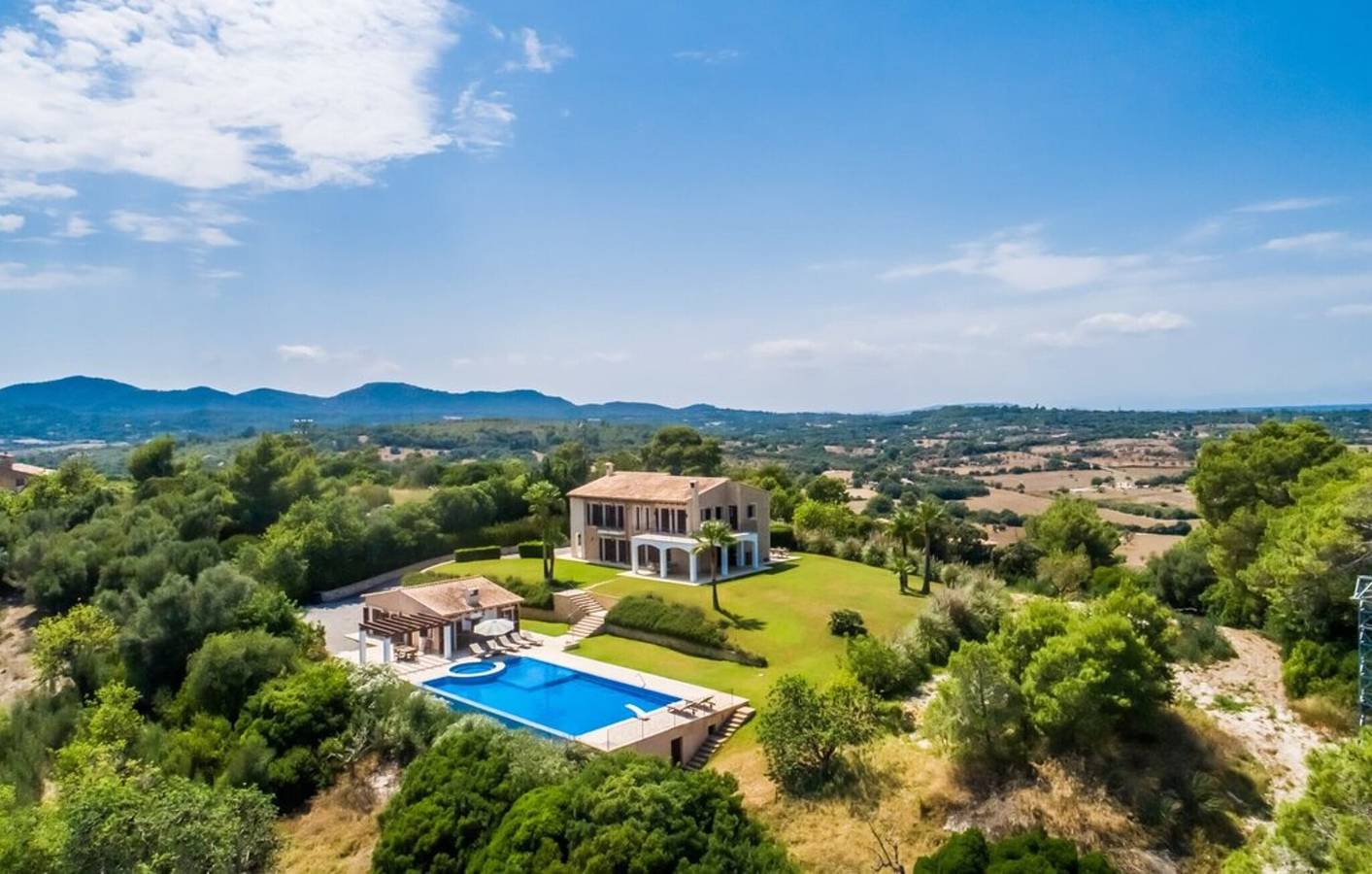 Finca Son Blavet – Can Angel mit Meerblick, 8×15 m Privatpool, beheizbarem Jacuzzi auf 18.000 m² Grundstück in Manacor, Mallorca Osten