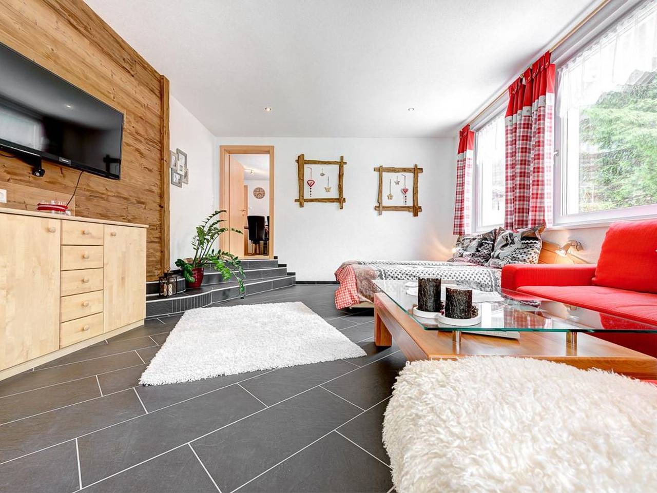 Ganze Ferienwohnung, Haus Edelweiss by A-Appartments - Appartement Enzian in Brand, Brandnertal