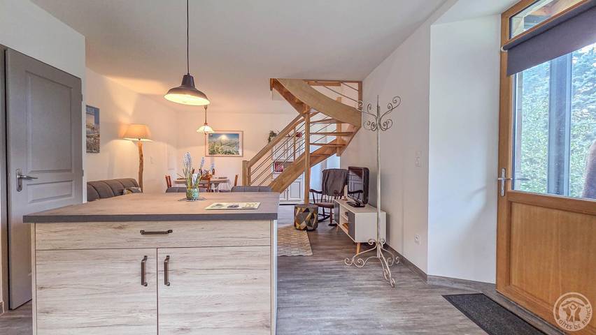 Gîte pour 3 personnes, avec jardin à Bazus-Aure - 2