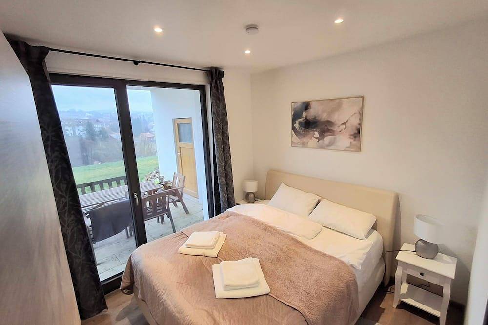 Ganze Wohnung, Sonniges Appartement mit eigenem Garten und Weitblick in Semriach, Steirerland