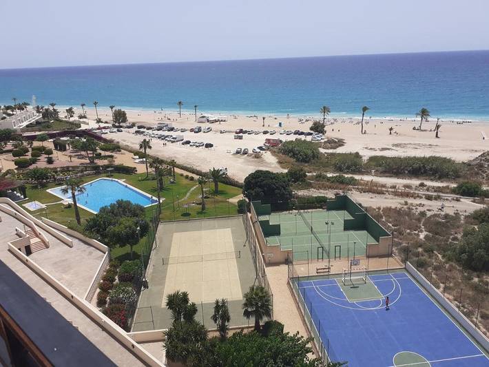 Appartement de vacances pour 2 personnes, avec piscine ainsi que jardin et vue