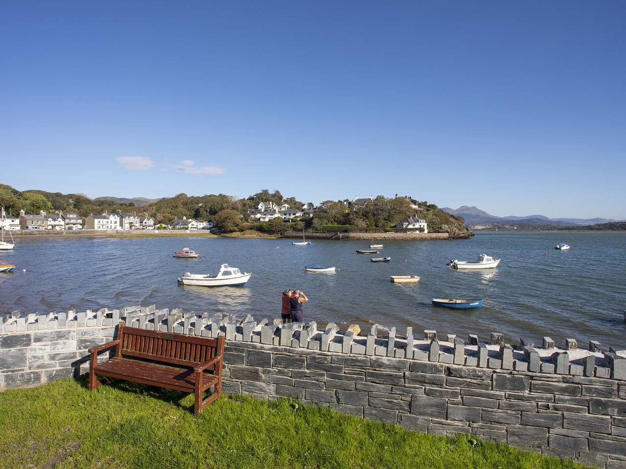 Plas Mor in Borth-y-Gest, Snowdonia