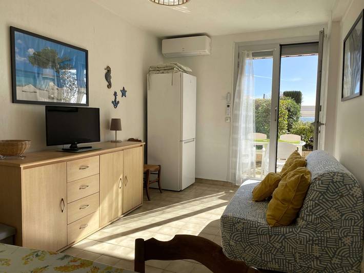 Apartamento entero, Hermoso Apartamento T2 con Terraza Privada, a Pasos del Estanque de Thau y con Wifi in Balaruc-les-Bains, Costa mediterránea (Francia)