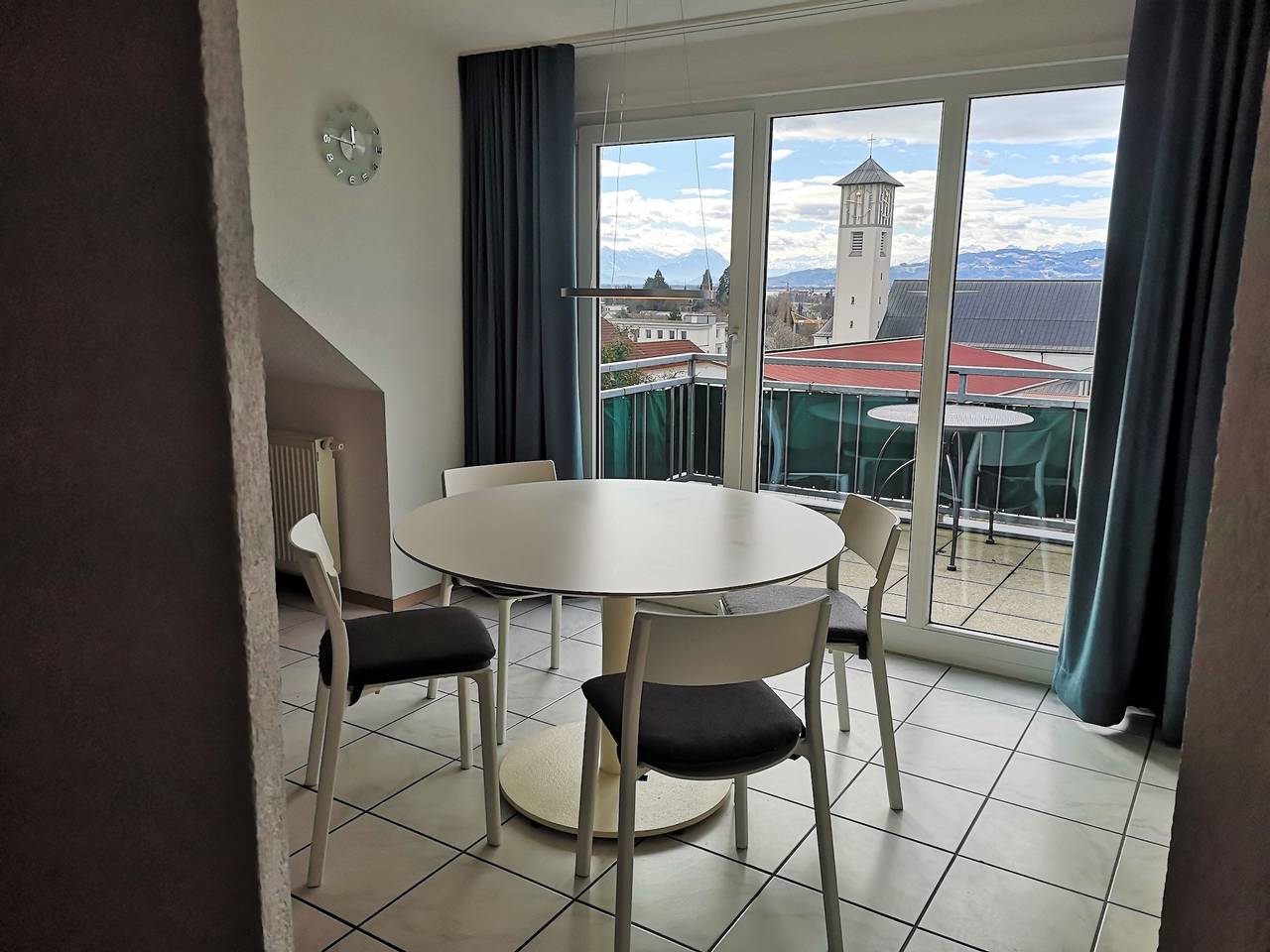 Ganze Wohnung, Ferienwohnung 'Panoramablick' mit Seeblick, Gemeinschaftsterrasse und Wi-Fi in Lindau, Bayerisch Schwaben