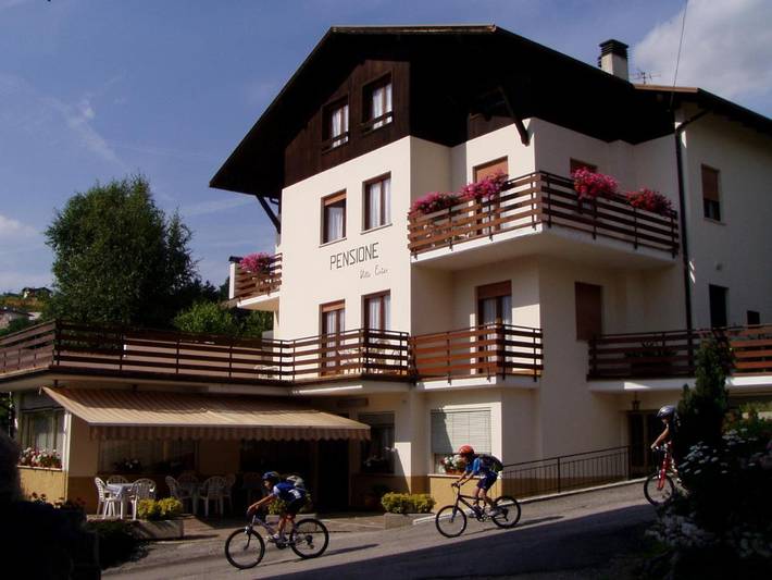 Hotel für 3 Personen in Tenna