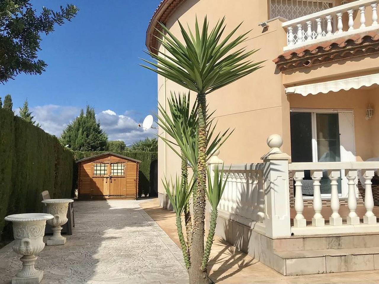 Schöne Familienvilla mit Garten - 6 Pers. in Masos d'en Blader, Mont-roig del Camp