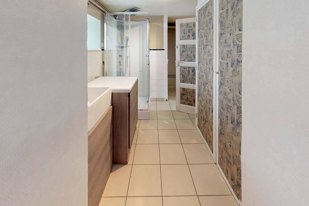 Voisine 15 Pers maison au charme authentique in Tamerville, Côte de la Déroute