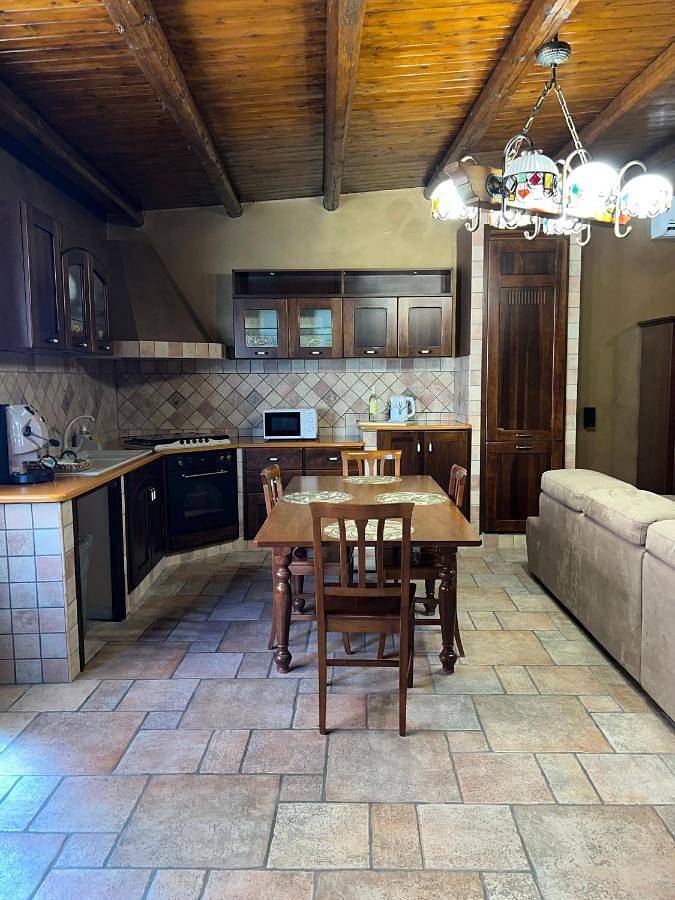 Ferienwohnung für 7 Personen, mit Whirlpool und Balkon