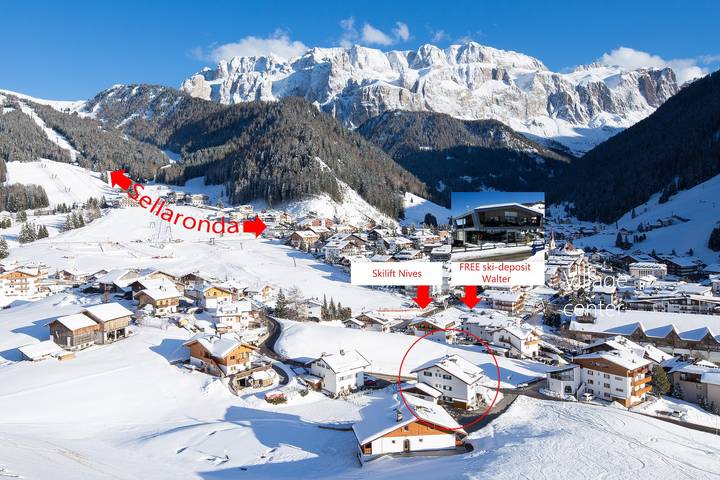 Apartamento entero, Apartamento "Justine Wurdengeja" cerca de las pistas con vistas a la montaña in Wolkenstein, Dolomiti Superski