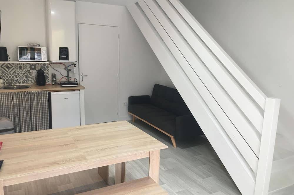 21-Cottage-Family-Ensuite with Shower-Garden view in Bouchemaine, Angers region