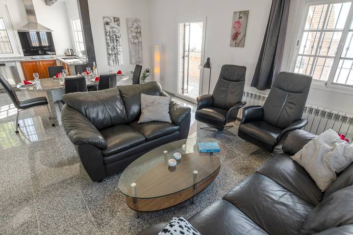 Casa de vacaciones para 10 personas con piscina in Canillas de Albaida, Provincia de Málaga