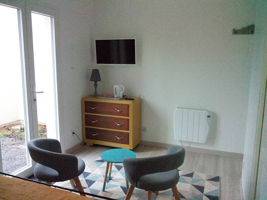 Chambres tout confort à la campagne - Chambre Bleue in Raveau, Loire-Tal