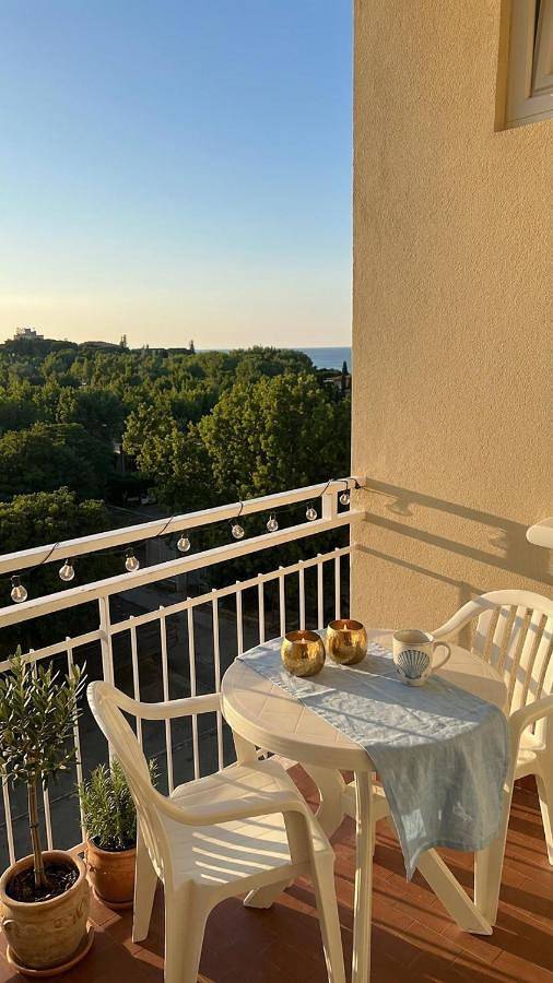 B&B - Meuble' - Hotel " Cordiale " in Riccione, Provincie Rimini