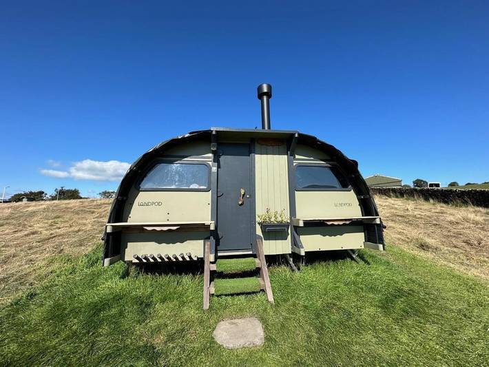 Glamping for 4 people, with garden and view, with pets in Ribble Valley