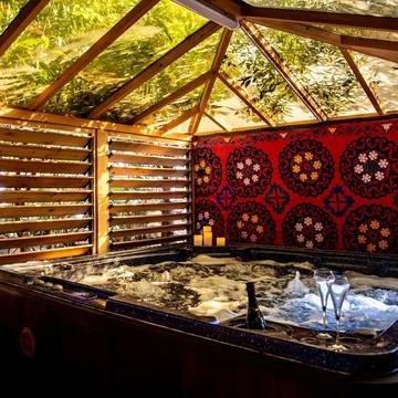 Gîte pour 2 personnes, avec sauna ainsi que jardin et jacuzzi à Tautavel