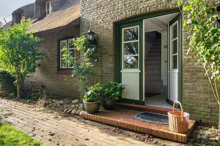 Ganze Wohnung, Ferienwohnung „Fewo Leuchtturm“ mit Gemeinschaftsgarten und Terrasse und WLAN in Nordfriesische Inseln (Schleswig-Holstein) (Schleswig-Holstein), Pellworm