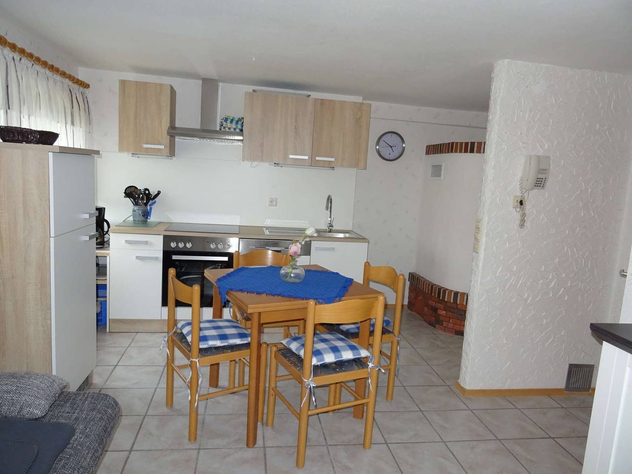 Ganze Wohnung, Ferienwohnung 'Haus Biggi - Ferienwohnung Pfänder' mit Bergblick, Gemeinschaftsterrasse und Wlan in Weiler-Simmerberg, Bayerisch Schwaben
