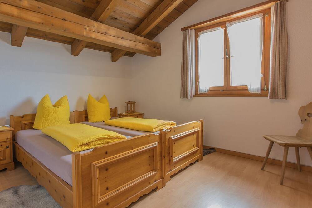 Ganze Wohnung, Mundaditschas, (Sta. Maria - Santa Maria Val Müstair). in Sta. Maria im Val Müstair, Val Müstair