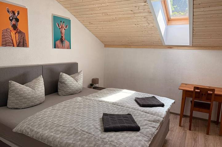 Ganze Wohnung, Gemütliches 4-Personen-Ferienapartment im Pitztal, ruhig und naturnah in Jerzens, Bezirk Imst