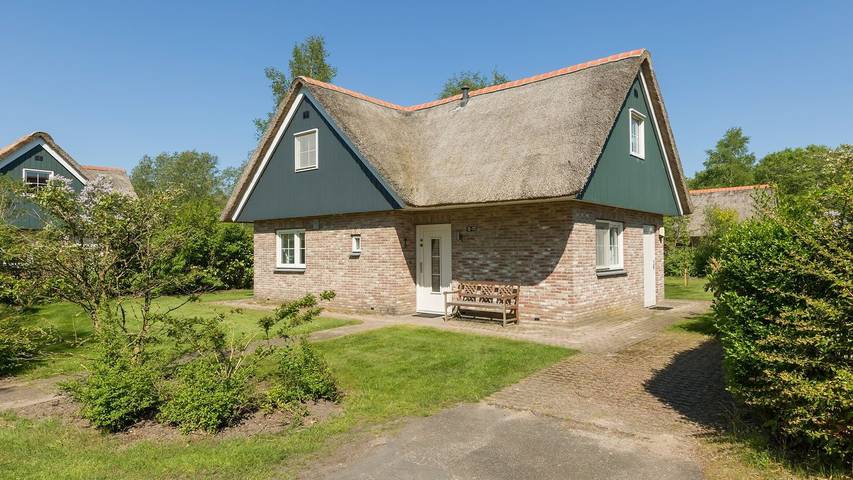 Vakantiehuis voor 8 personen, with terras and tuin as well as zwembad, met huisdier - 1