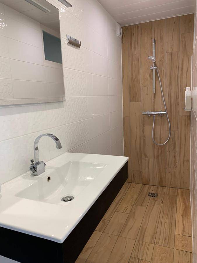 Gîte pour 2 personnes, avec jardin et vue à Lugrin - 4