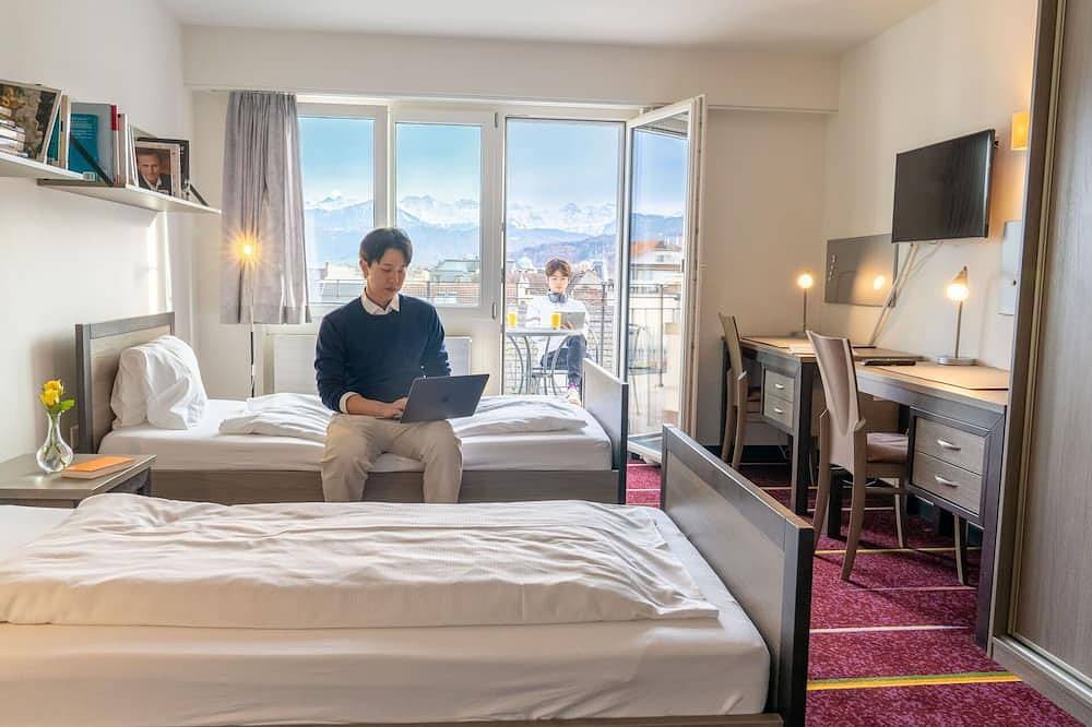 Ganze Wohnung, Angenehme Wohnung für 2 Gäste mit  W-Lan, Tv und Parkplatz in Luzern, Vierwaldstättersee